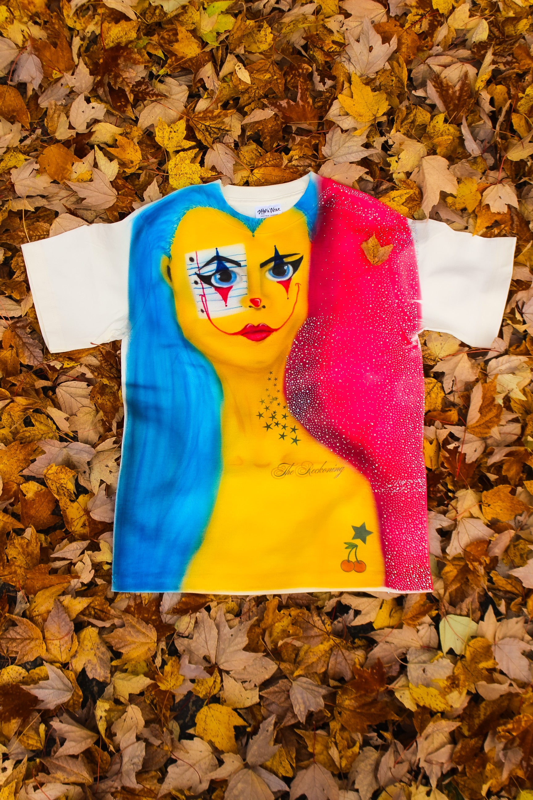 Unserious Cropped Teen